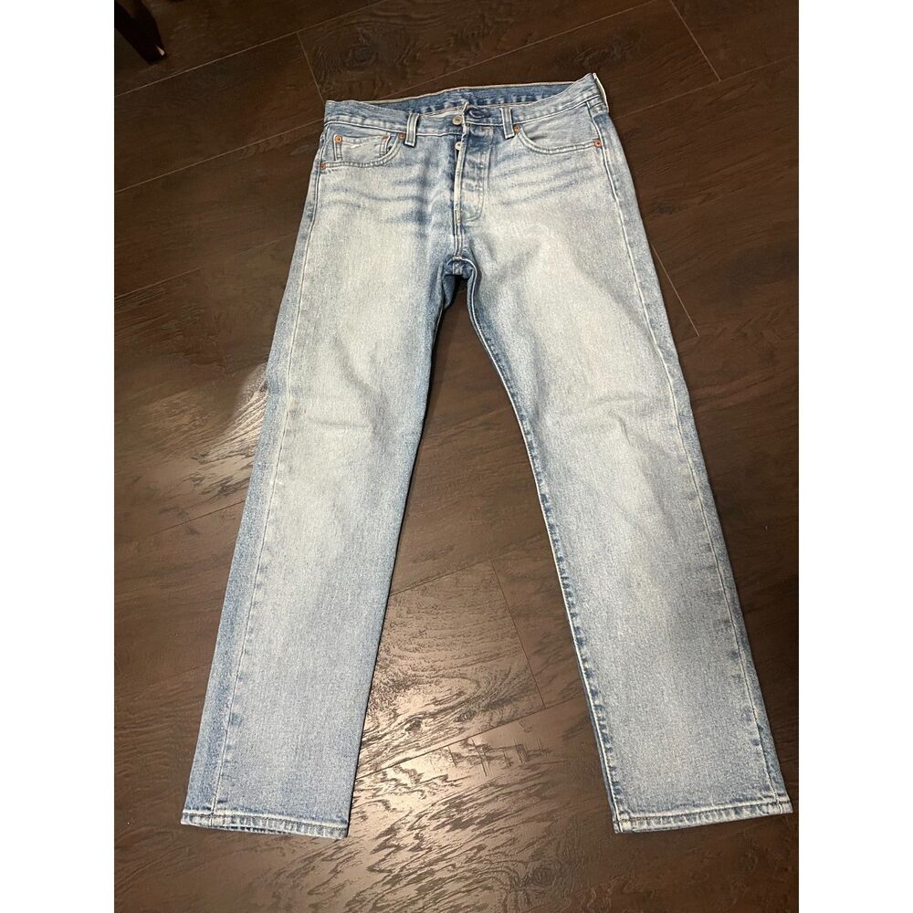 Levi 501 Light Wash Jeans Mens 30 x 30
